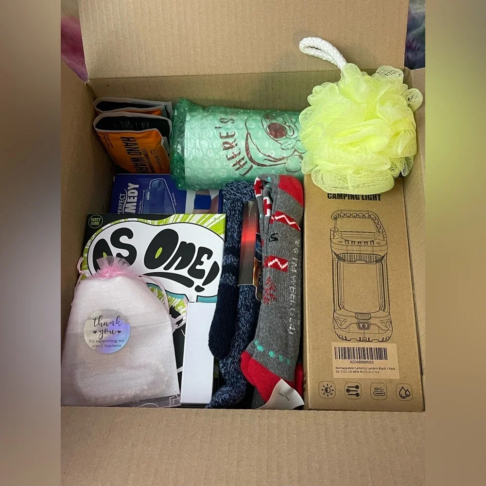 NEW Amazon MYSTERY box, Brand New Items Only 📦 🔥 NO JUNK, 5 ⭐️​​​ - Picture 7 of 16